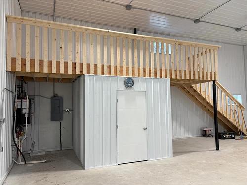 22151 3 Highway, Dufferin, MB 