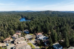 2035 Gourman Pl Langford, BC V9B 6A9