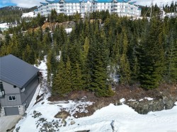 11 Nordic Rd Courtenay, BC V9J 1L0