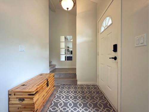 202-3155 Gordon Drive, Kelowna, BC - Indoor Photo Showing Other Room
