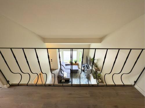 202-3155 Gordon Drive, Kelowna, BC - Indoor Photo Showing Other Room