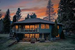 2376 Ruault Road Invermere, BC V0A 1K4