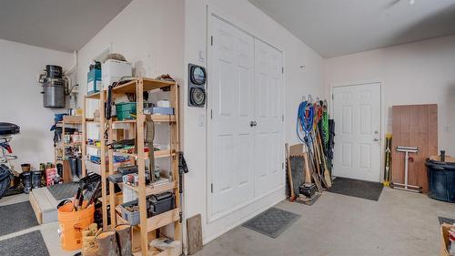 6524 Highway 6, Coldstream, BC - Indoor Photo Showing Other Room