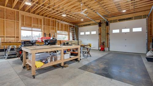 6524 Highway 6, Coldstream, BC - Indoor Photo Showing Garage