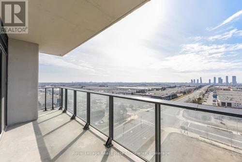 1121 - 8960 Jane Street, Vaughan, ON - Outdoor With Balcony With View With Exterior