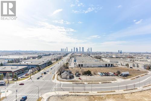 1121 - 8960 Jane Street, Vaughan, ON - Outdoor With View