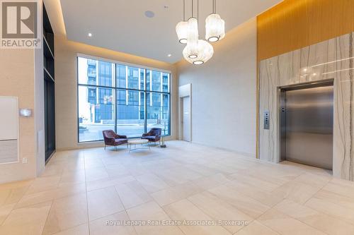 1121 - 8960 Jane Street, Vaughan, ON - Indoor Photo Showing Other Room