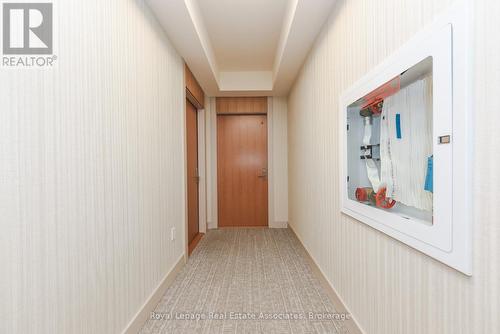 1121 - 8960 Jane Street, Vaughan, ON - Indoor Photo Showing Other Room