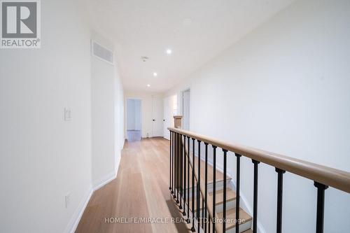 Upper - 643 Warhol Way, Mississauga, ON - Indoor Photo Showing Other Room