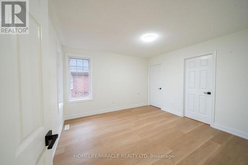 Upper - 643 Warhol Way, Mississauga, ON - Indoor Photo Showing Other Room