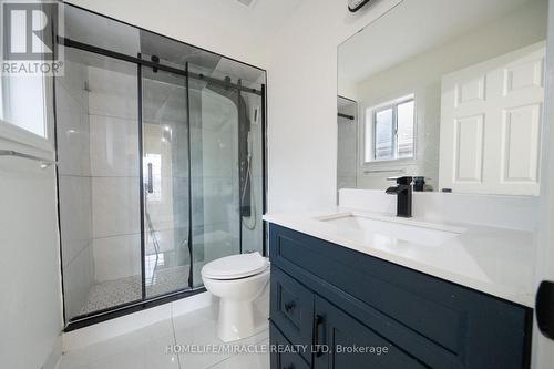 Upper - 643 Warhol Way, Mississauga, ON - Indoor Photo Showing Bathroom
