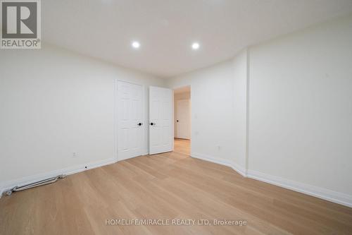Upper - 643 Warhol Way, Mississauga, ON - Indoor Photo Showing Other Room