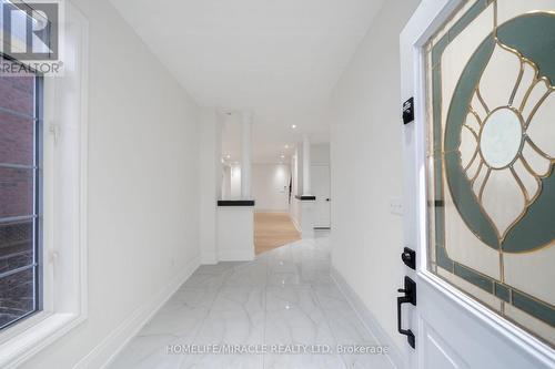 Upper - 643 Warhol Way, Mississauga, ON - Indoor Photo Showing Other Room