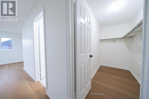 Upper - 643 Warhol Way, Mississauga, ON - Indoor Photo Showing Other Room