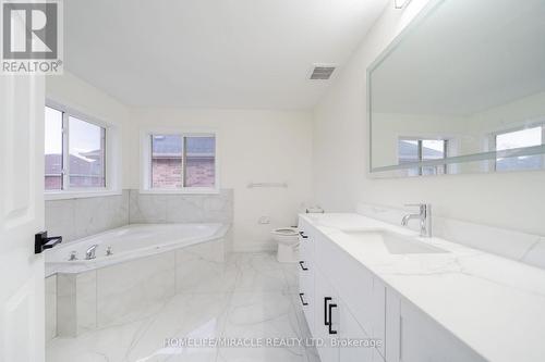 Upper - 643 Warhol Way, Mississauga, ON - Indoor Photo Showing Bathroom