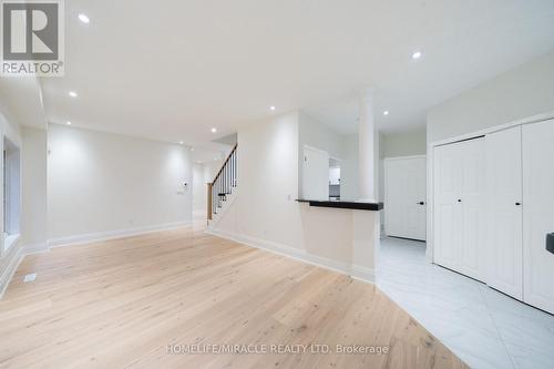 Upper - 643 Warhol Way, Mississauga, ON - Indoor Photo Showing Other Room