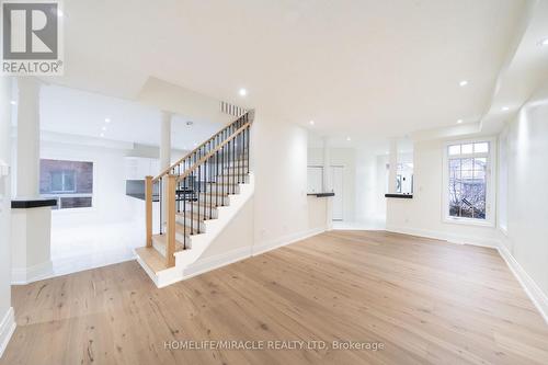 Upper - 643 Warhol Way, Mississauga, ON - Indoor Photo Showing Other Room