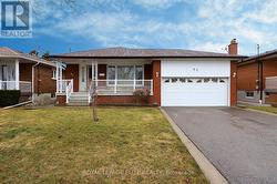 86 MELBERT ROAD  Toronto, ON M9C 3R1