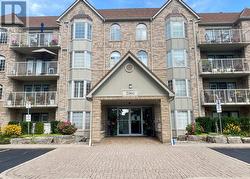 402 - 216C PLAINS ROAD W  Burlington, ON L7T 4L1