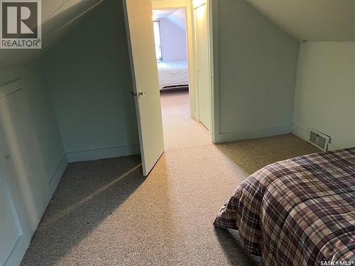 101 2Nd Avenue E, Lafleche, SK - Indoor Photo Showing Bedroom