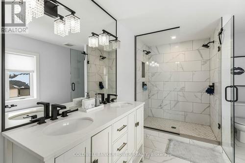 2884 Doyle Drive, London South (South U), ON - Indoor Photo Showing Bathroom
