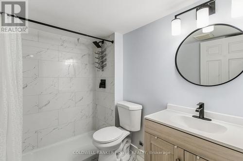 2884 Doyle Drive, London South (South U), ON - Indoor Photo Showing Bathroom