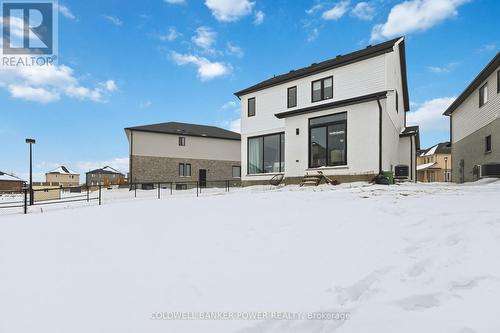 2884 Doyle Drive, London South (South U), ON - Outdoor