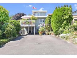 933 HABGOOD STREET  White Rock, BC V4B 4W5