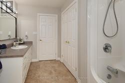 4 pc Bath - 2nd Level - 