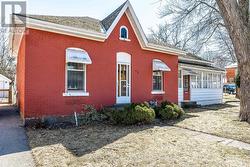 55 DUFFERIN STREET Stratford, ON N5A 2G6