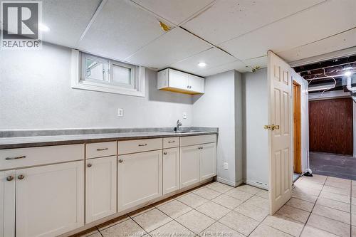 2436 Turner, Windsor, ON - Indoor