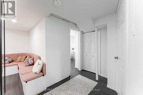 721 Acadia Drive, Hamilton, ON - Indoor Photo Showing Other Room