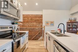 64 OXFORD Street Unit# Upper Hamilton, ON L8R 2X1