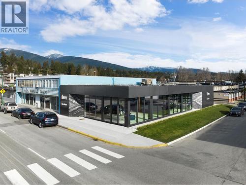 1406 Pemberton Avenue, North Vancouver, BC 
