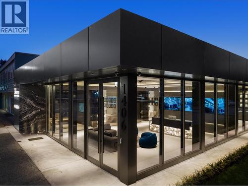 1406 Pemberton Avenue, North Vancouver, BC 