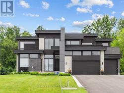 553 SHOREWAY DRIVE Ottawa, ON K4P 0G3