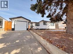 1126 Stadacona STREET W Moose Jaw, SK S6H 2B3