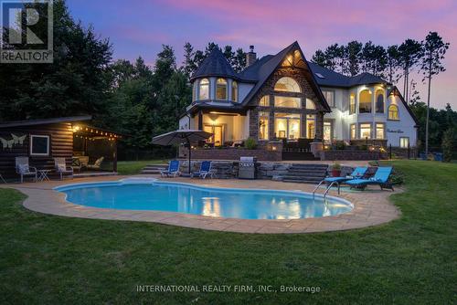 6 Pinehurst Lane, Springwater, ON - Outdoor With In Ground Pool