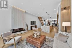 10 WHEELER AVENUE Toronto, ON M4L 3V2