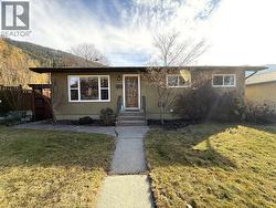 224 Howe Street Nelson, BC V1L 5M8