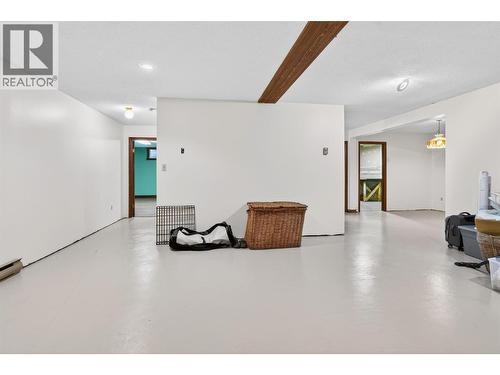 6119 Pippers Lane, Nelson, BC - Indoor