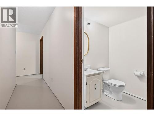 6119 Pippers Lane, Nelson, BC - Indoor Photo Showing Bathroom