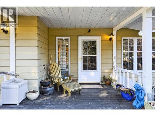 6119 Pippers Lane, Nelson, BC - Outdoor With Exterior