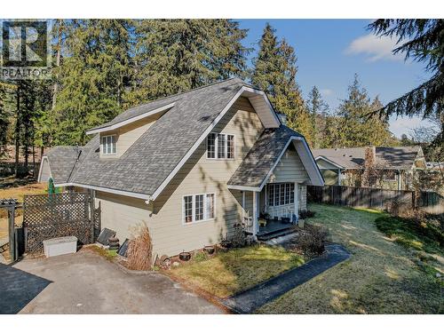 6119 Pippers Lane, Nelson, BC - Outdoor