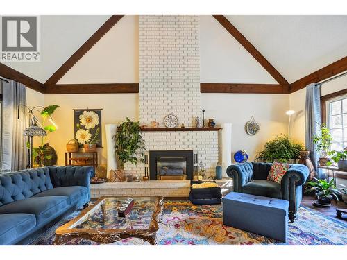 6119 Pippers Lane, Nelson, BC - Indoor Photo Showing Living Room With Fireplace