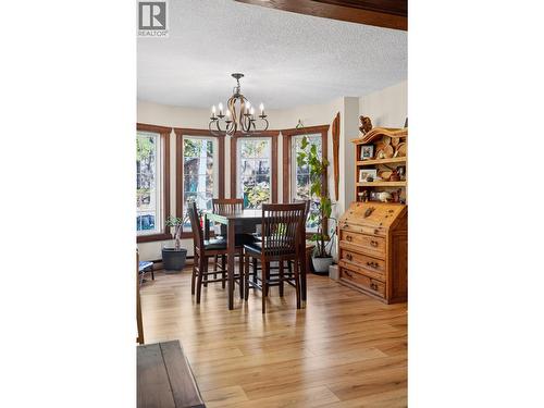 6119 Pippers Lane, Nelson, BC - Indoor Photo Showing Dining Room