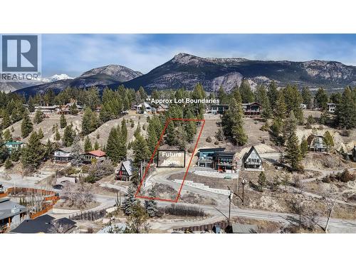 1172 Baltac Road, Windermere, BC 