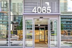 1706 - 4065 CONFEDERATION PARKWAY Mississauga, ON L5B 4N1