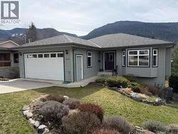 2108 Falls Street Nelson, BC V1L 1K4
