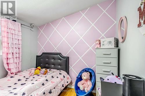 5 Carrington Court, Hamilton, ON - Indoor Photo Showing Bedroom